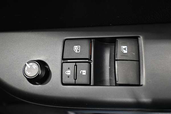 2023 Toyota Hilux SR GUN126R 4X4