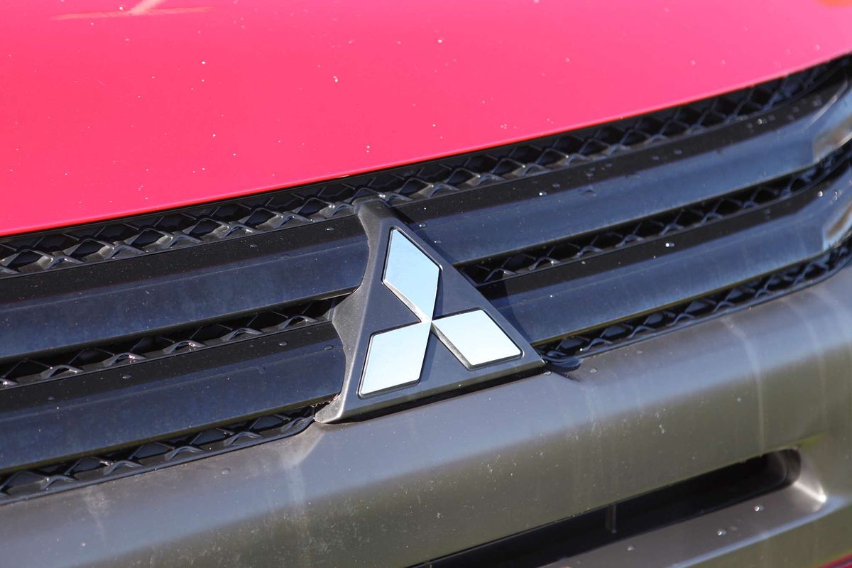 2018 Mitsubishi Eclipse Cross ES YA