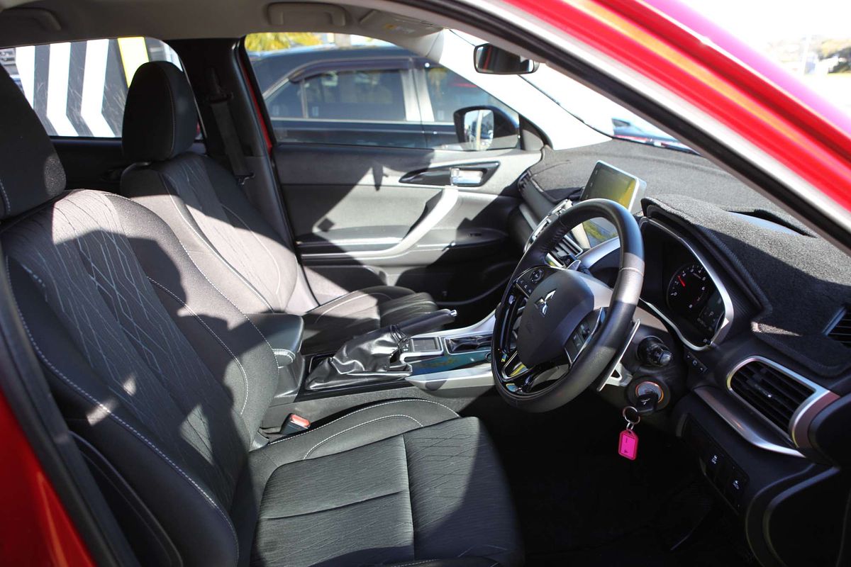 2018 Mitsubishi Eclipse Cross ES YA