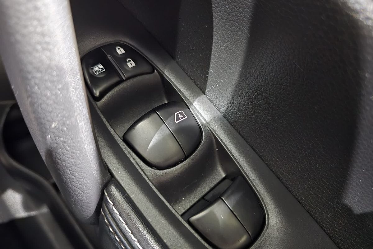 2020 Nissan X-TRAIL X-TRAIL ST (2WD) (5YR) XTRAIL2P