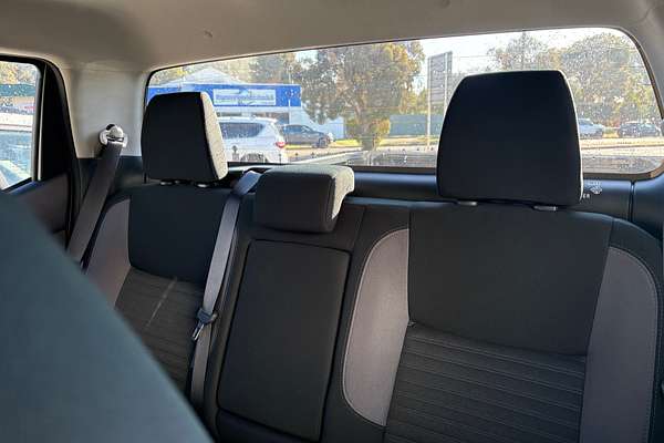 2025 Nissan Navara SL Warrior D23 4X4