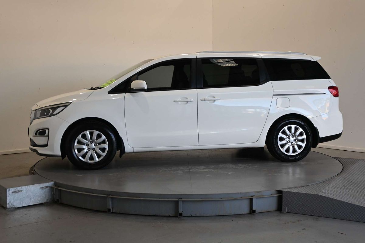 2018 Kia Carnival S YP
