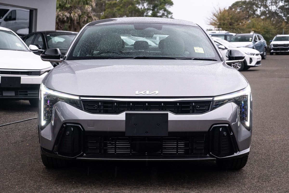 2025 Kia K4 GT-Line CL4m