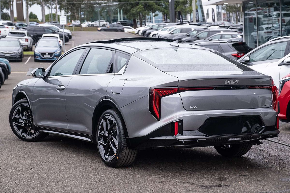 2025 Kia K4 GT-Line CL4m