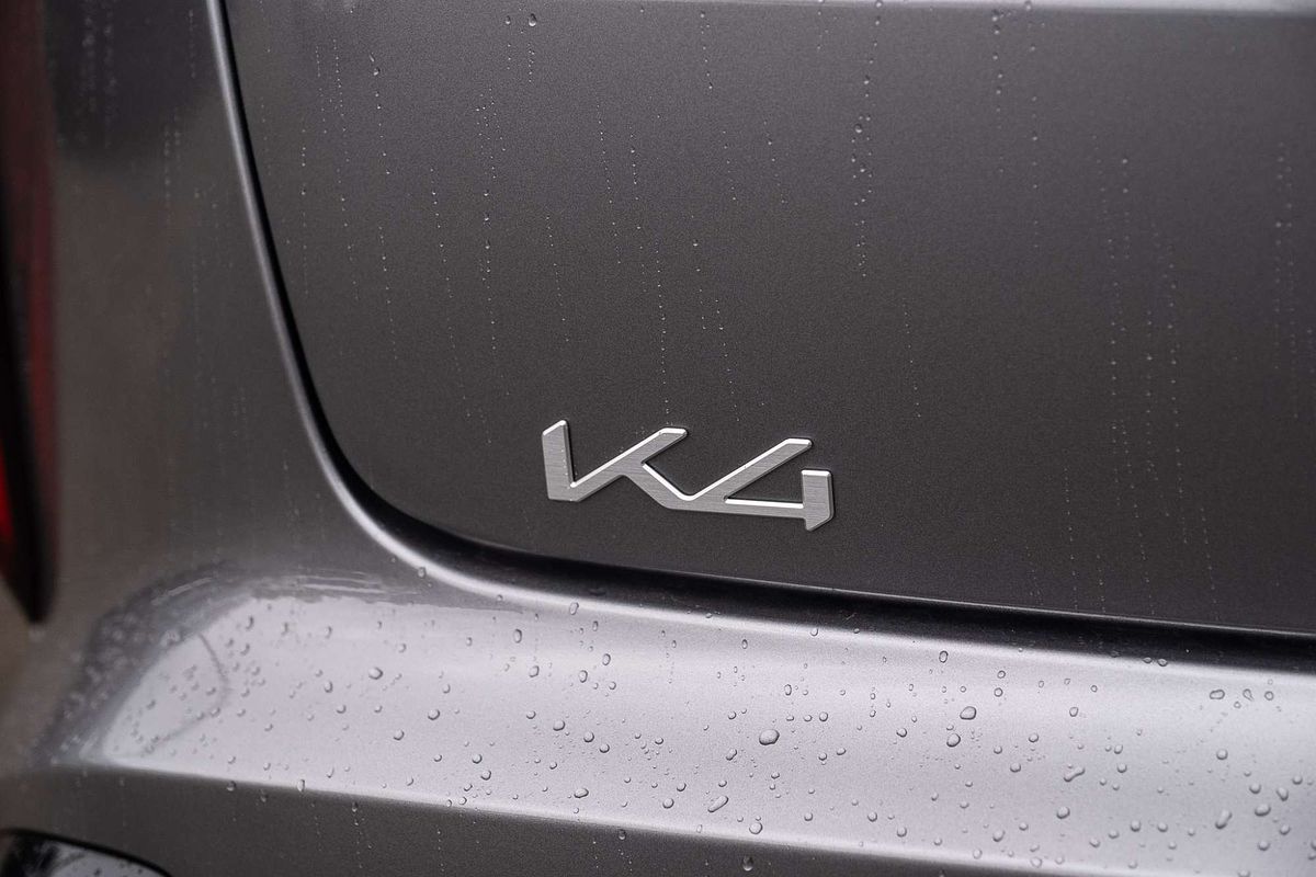 2025 Kia K4 GT-Line CL4m