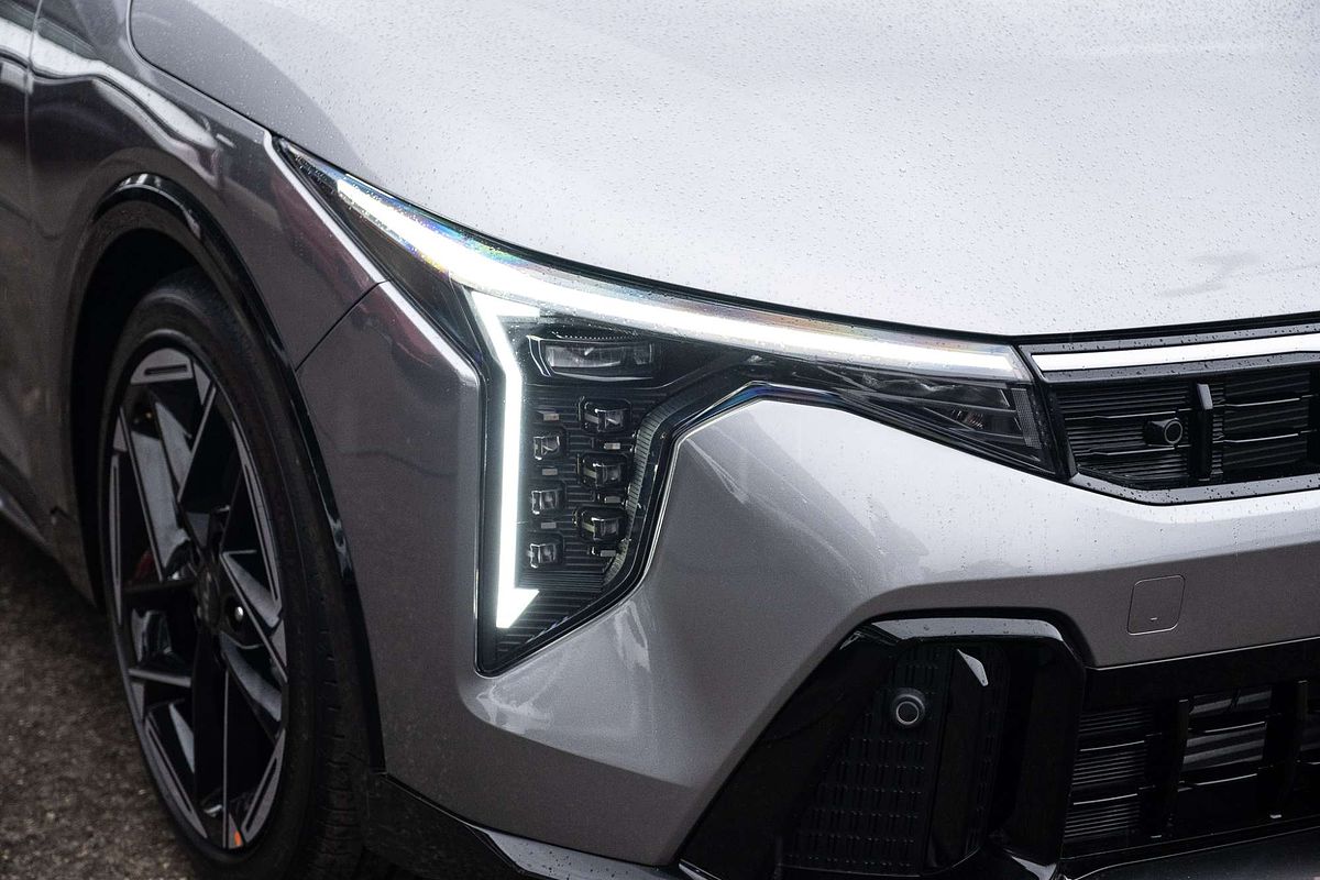 2025 Kia K4 GT-Line CL4m
