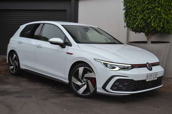 2021 Volkswagen Golf GTI 8