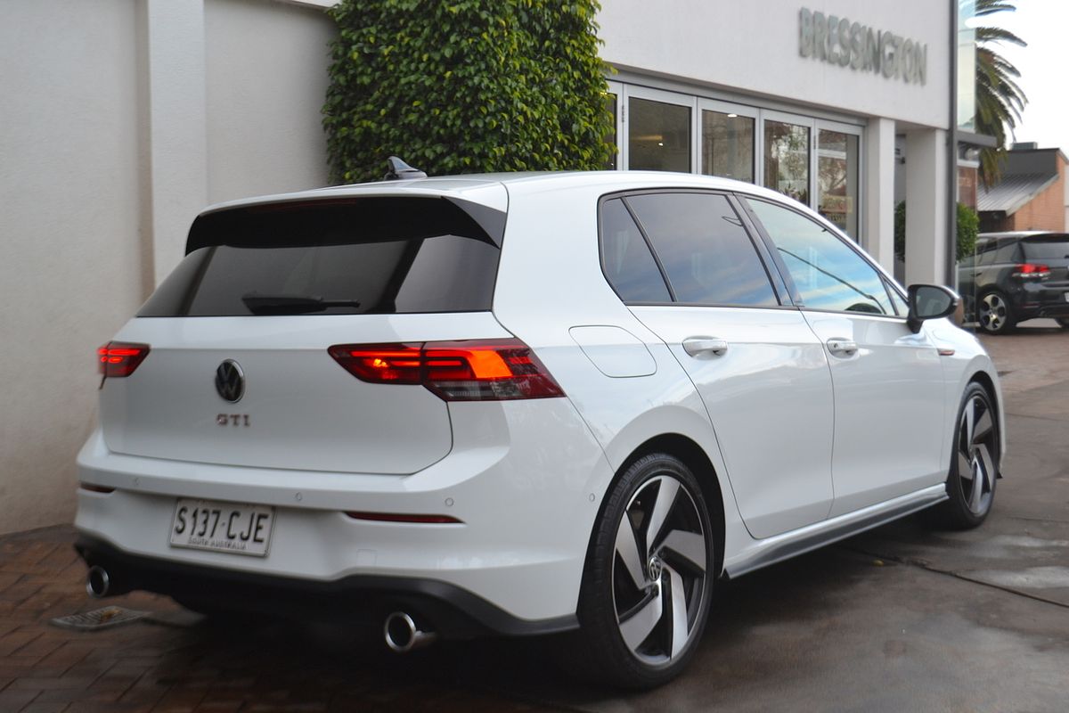 2021 Volkswagen Golf GTI 8