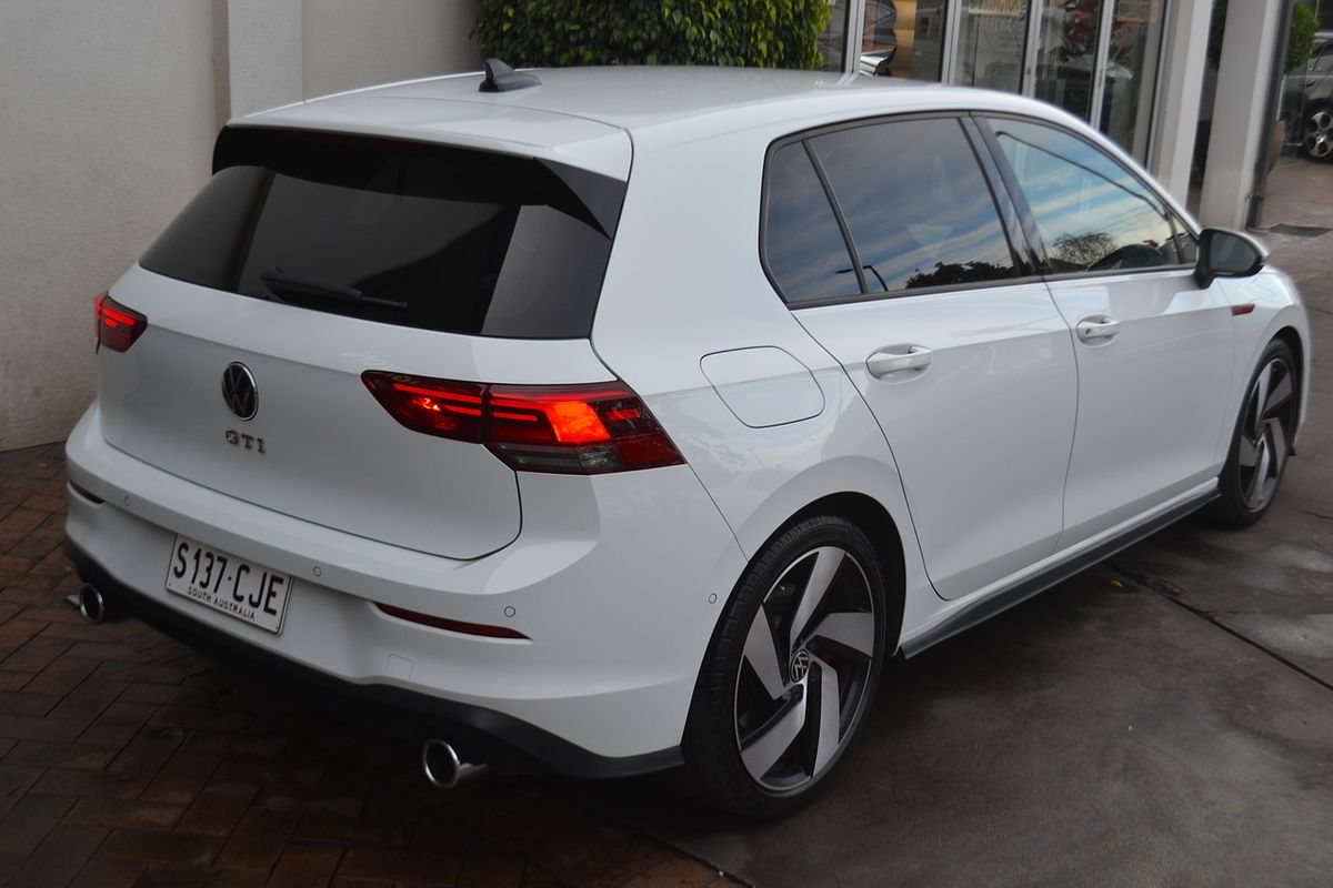 2021 Volkswagen Golf GTI 8