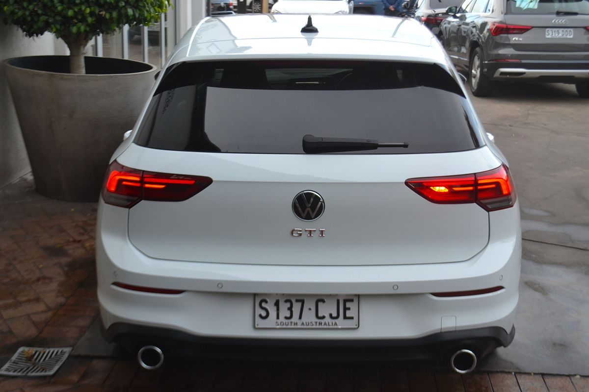 2021 Volkswagen Golf GTI 8