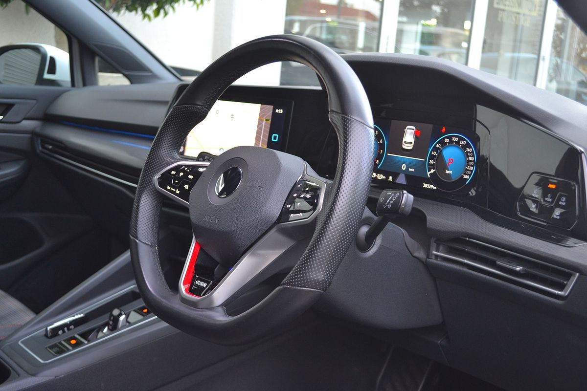 2021 Volkswagen Golf GTI 8