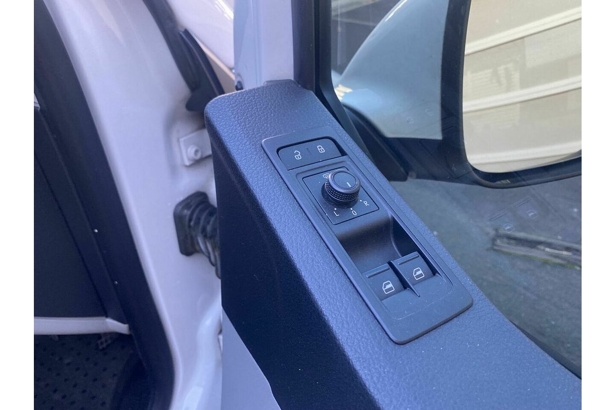 2017 Volkswagen Transporter TDI400 T6 SWB