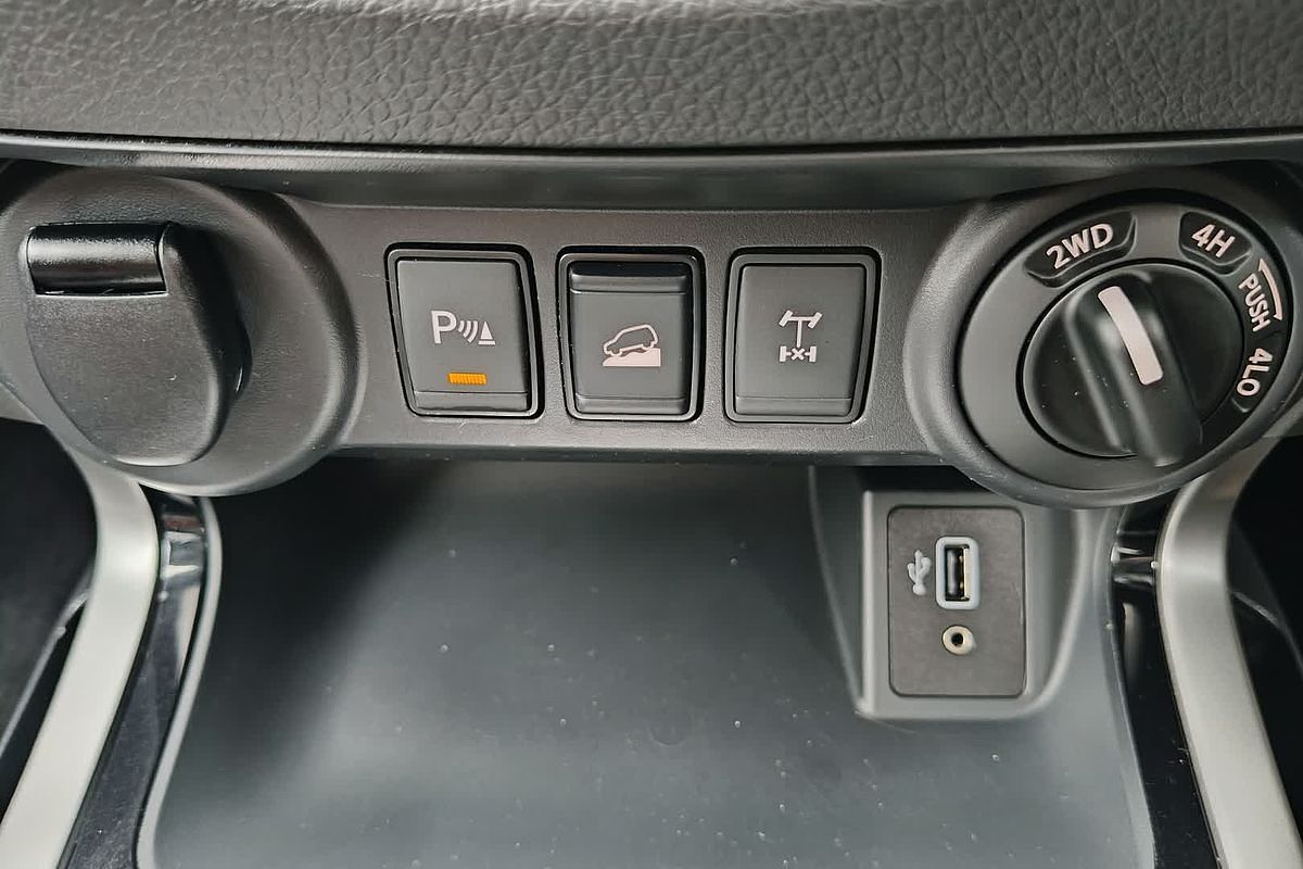 2019 Nissan Navara ST-X D23 Series 3 4X4
