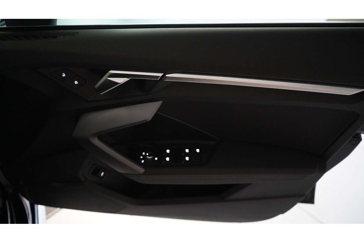 2025 Audi A3 35 TFSI S line GY