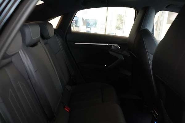 2025 Audi A3 35 TFSI S line GY