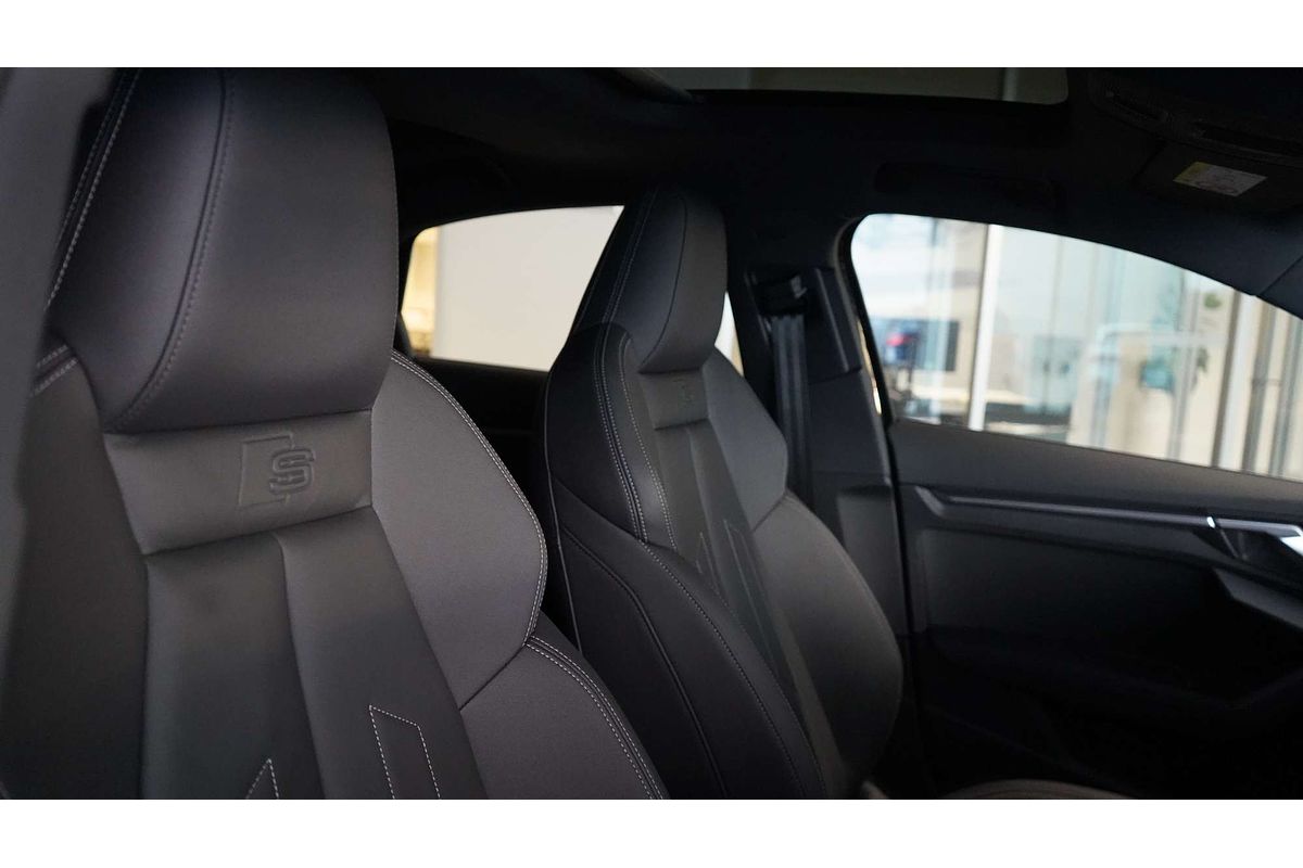 2025 Audi A3 35 TFSI S line GY