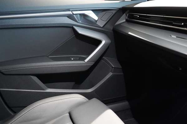 2025 Audi A3 35 TFSI S line GY