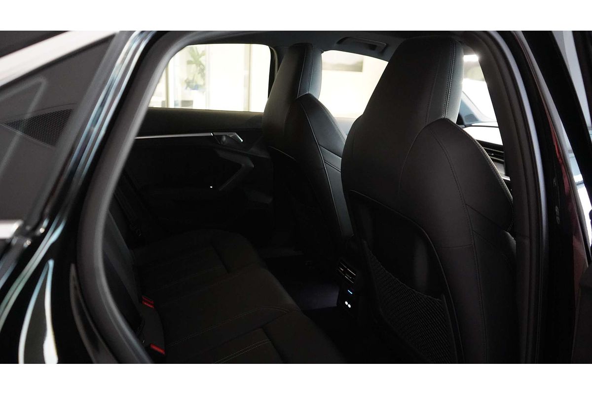 2025 Audi A3 35 TFSI S line GY