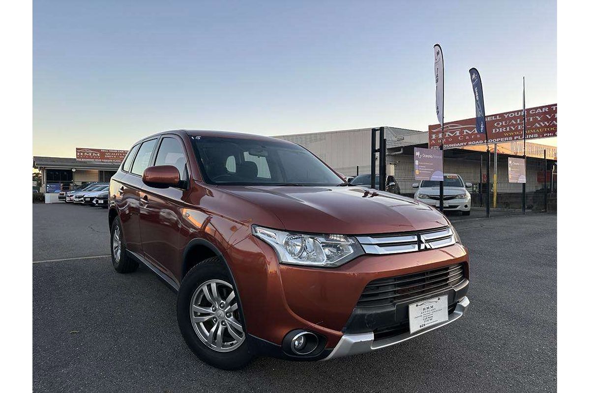 2013 Mitsubishi Outlander ES ZJ