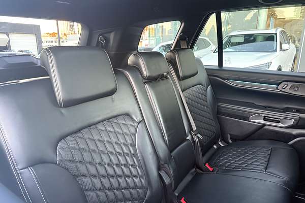 2024 Ford Everest Platinum 3.0L