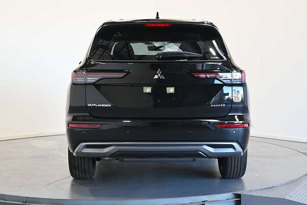 2025 Mitsubishi Outlander Exceed ZM