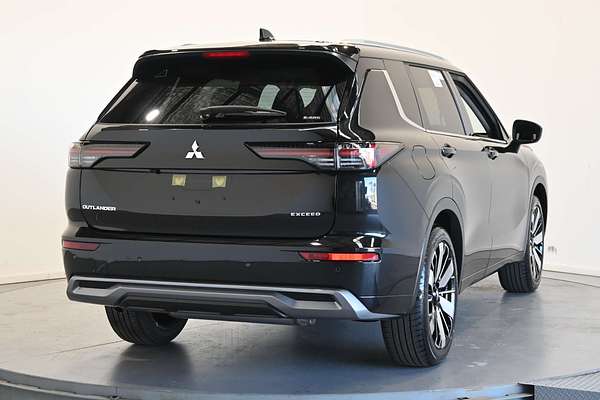 2025 Mitsubishi Outlander Exceed ZM