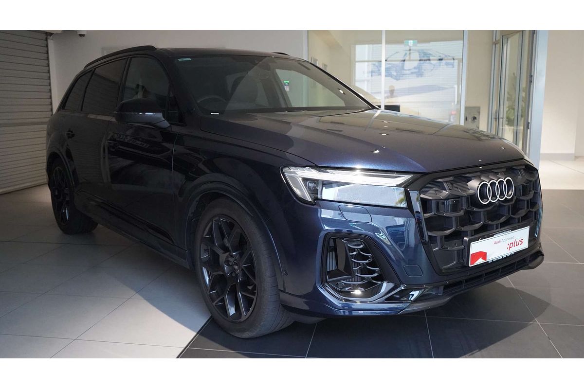 2024 Audi Q7 55 TFSI S line 4M