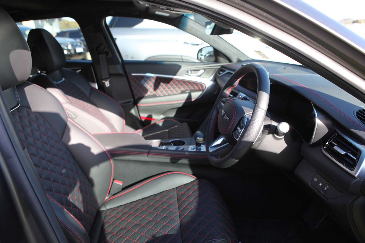 2024 Genesis G70 Sport Line Luxury IK.V3