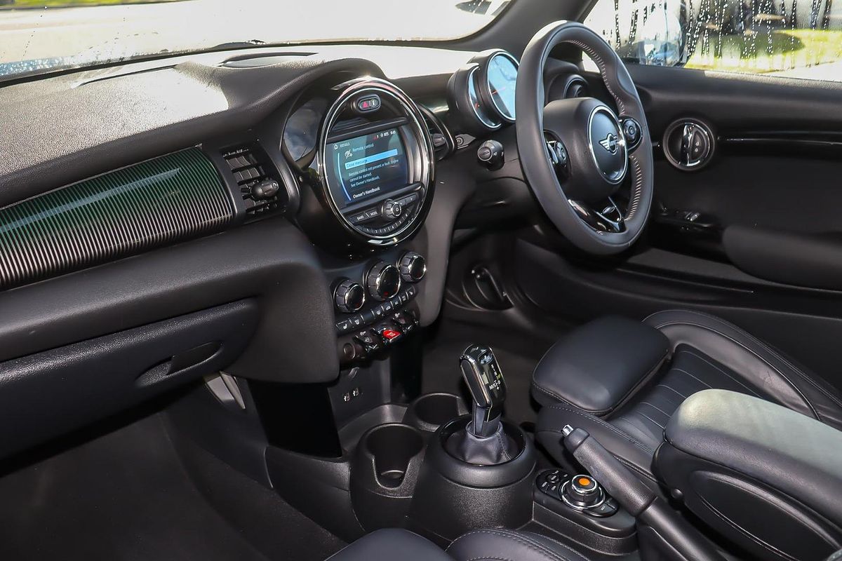 2019 MINI Hatch Cooper F56 LCI