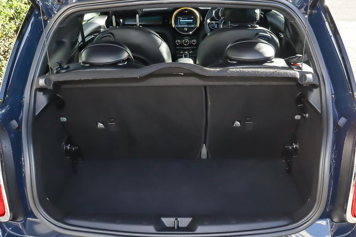 2019 MINI Hatch Cooper F56 LCI