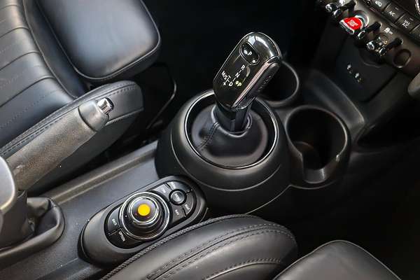 2019 MINI Hatch Cooper F56 LCI