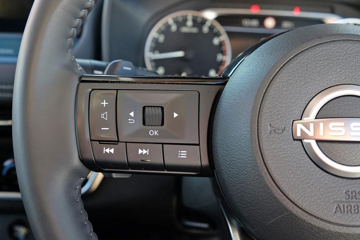 2024 Nissan X-TRAIL ST-L T33