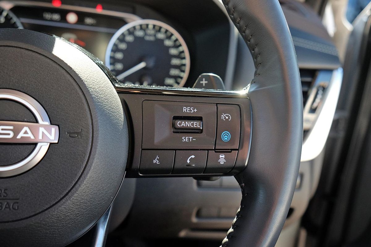 2024 Nissan X-TRAIL ST-L T33