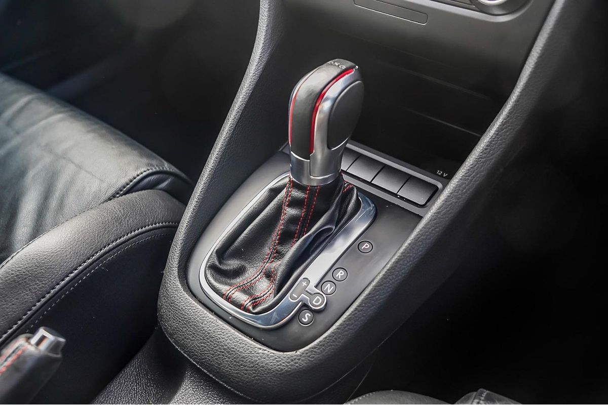 2013 Volkswagen Golf GTI VI