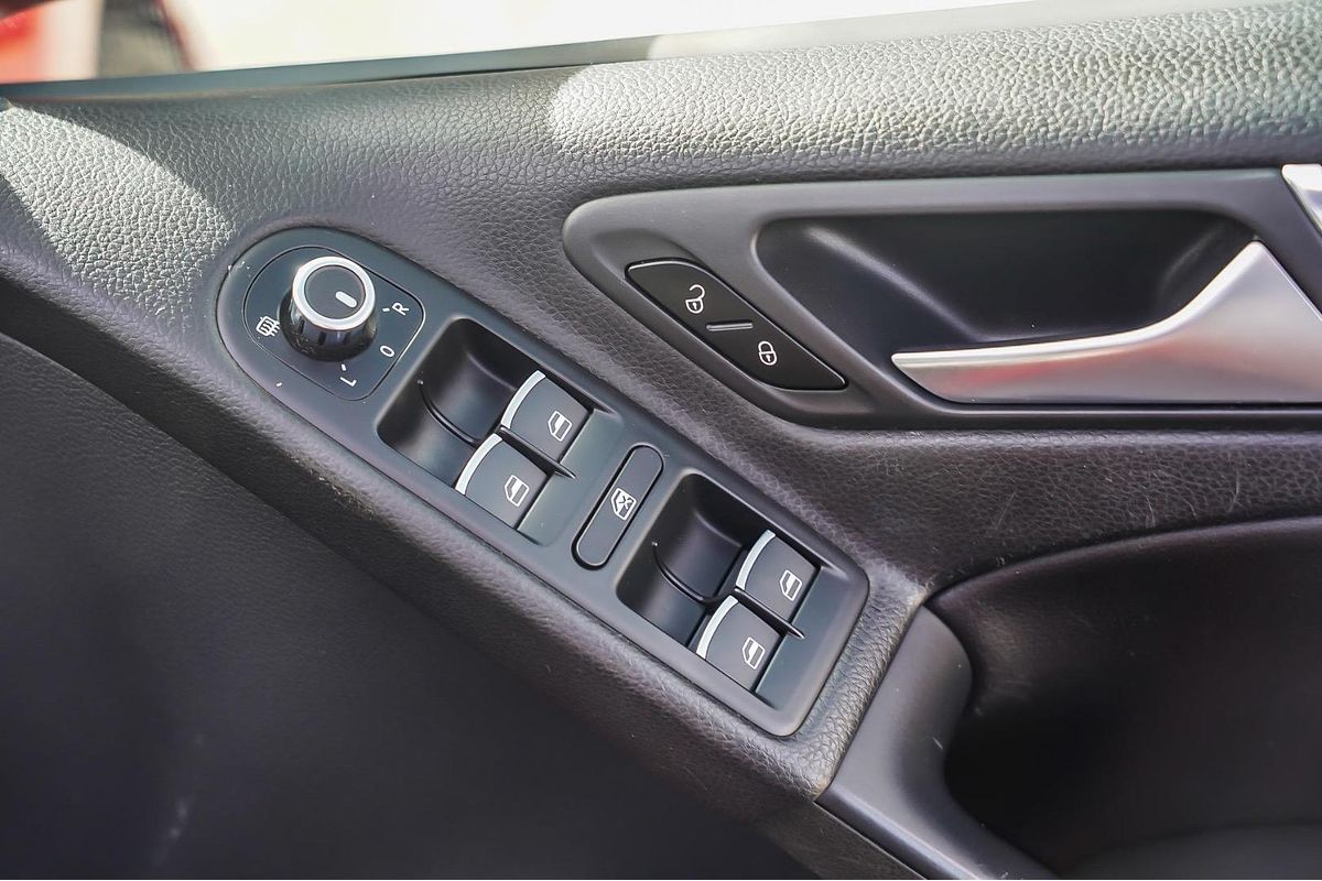 2013 Volkswagen Golf GTI VI