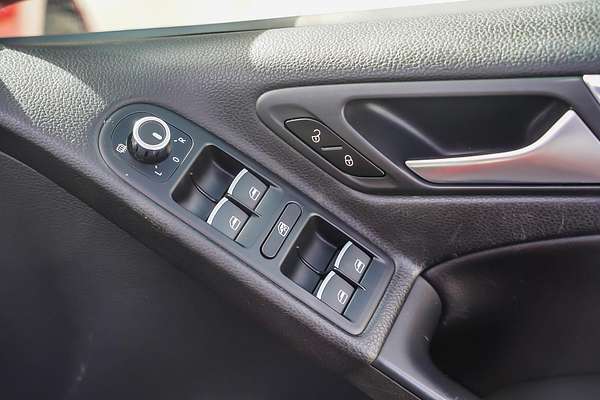 2013 Volkswagen Golf GTI VI