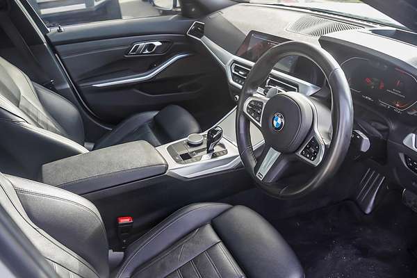 2019 BMW 3 Series 330i M Sport G20