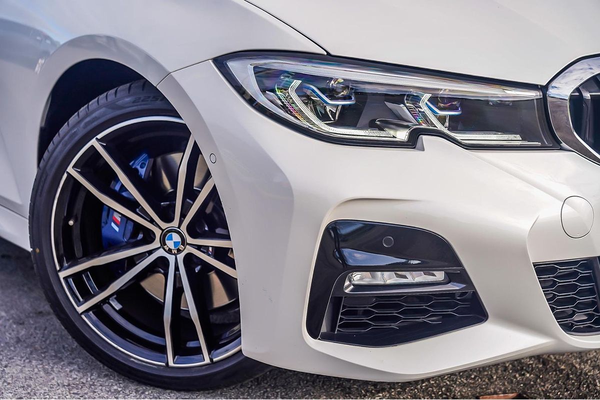2019 BMW 3 Series 330i M Sport G20