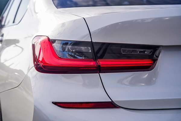 2019 BMW 3 Series 330i M Sport G20