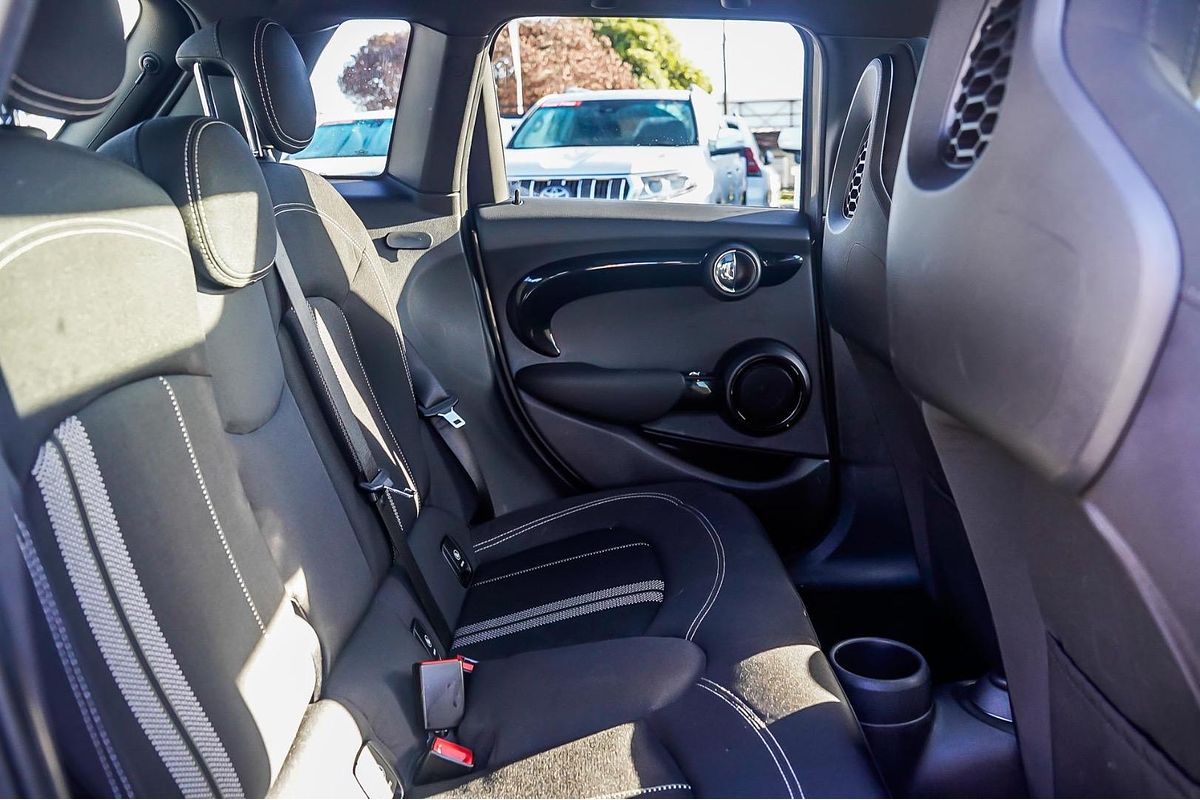 2020 MINI Hatch Cooper S F55 LCI