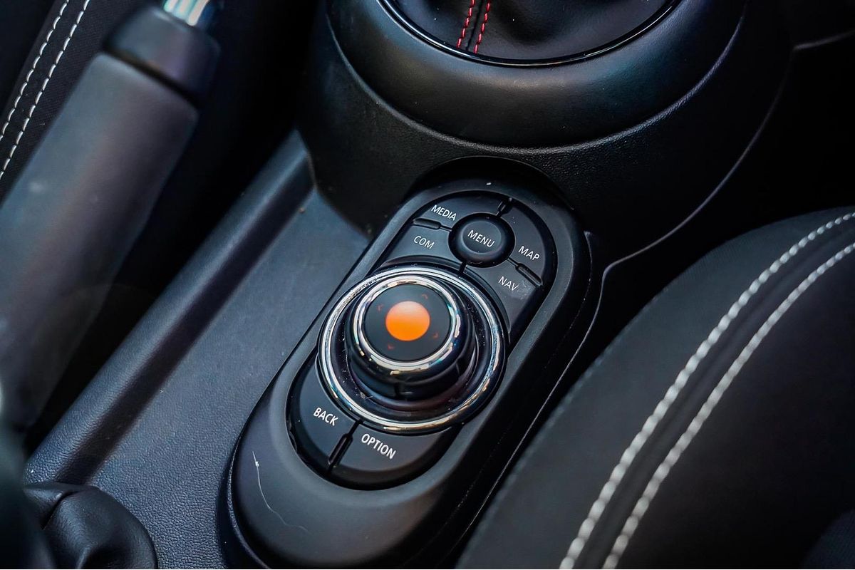 2020 MINI Hatch Cooper S F55 LCI