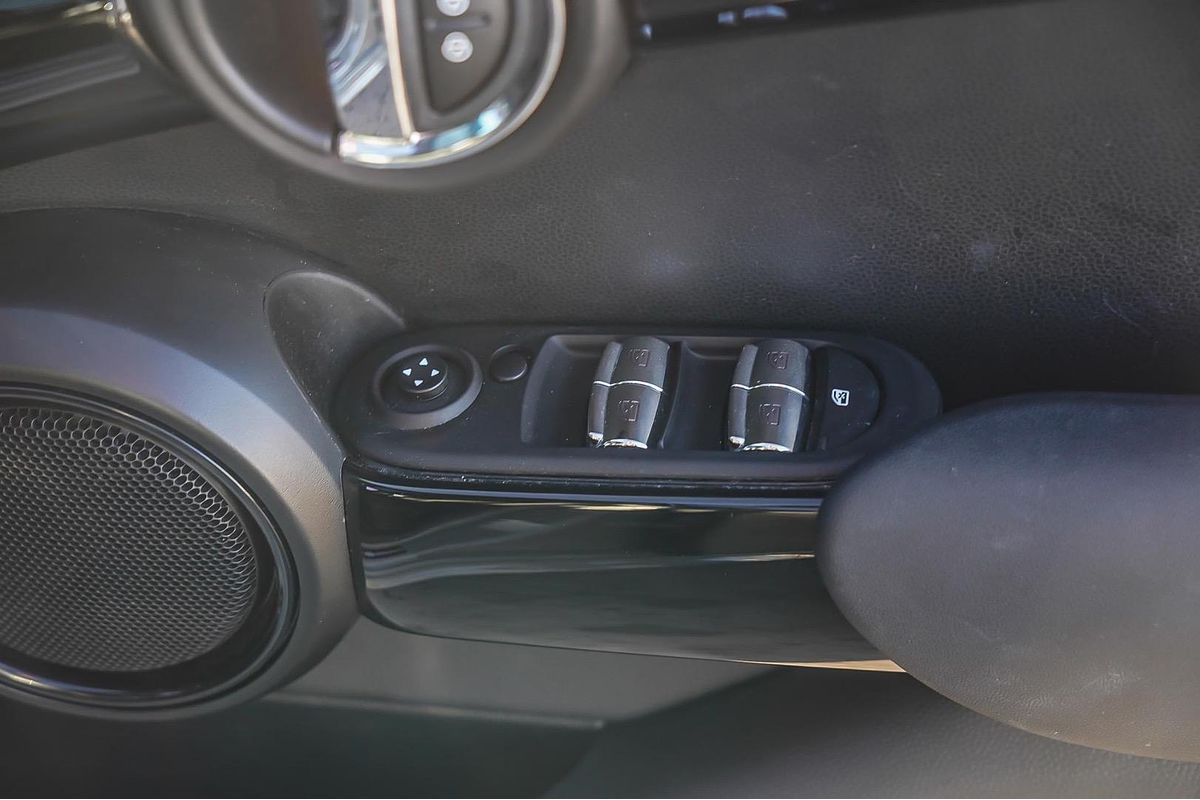2020 MINI Hatch Cooper S F55 LCI