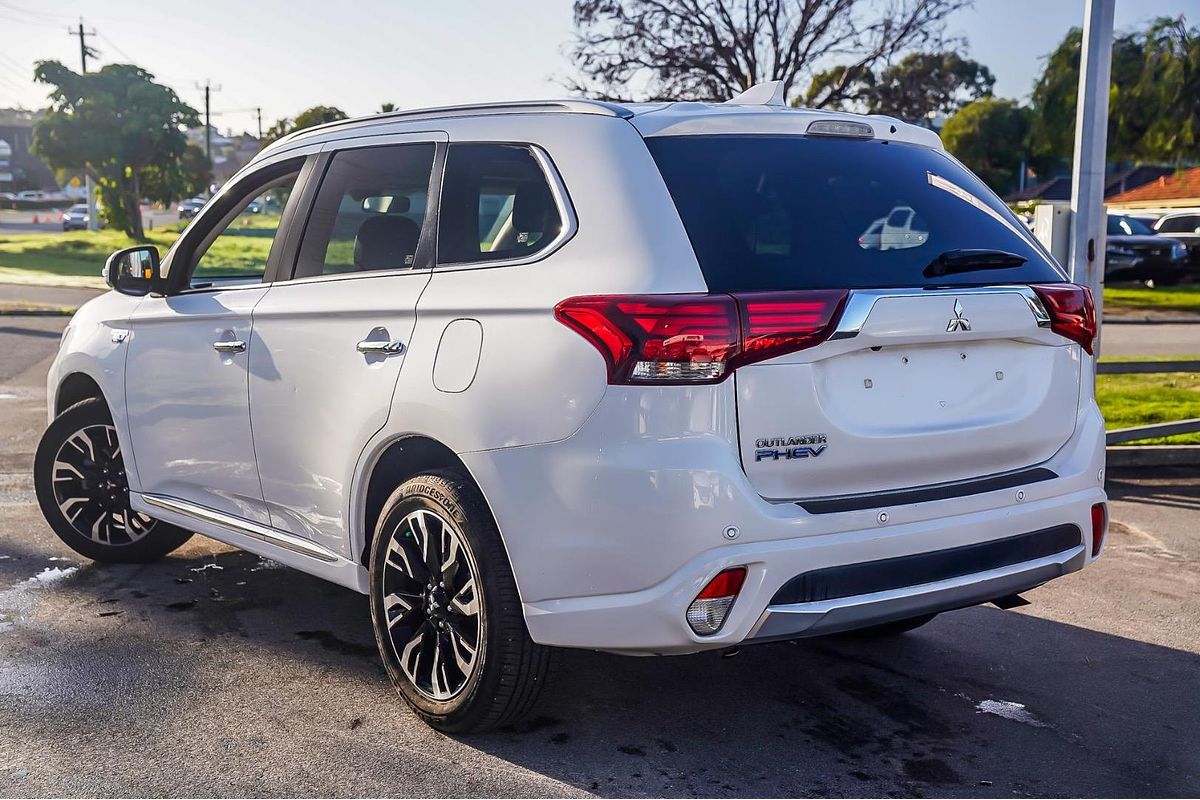 2017 Mitsubishi Outlander PHEV LS ZK