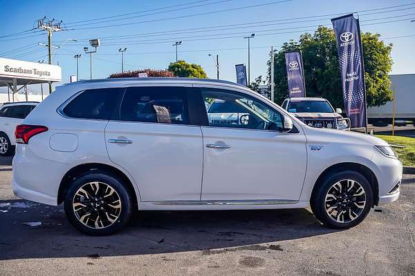 2017 Mitsubishi Outlander PHEV LS ZK
