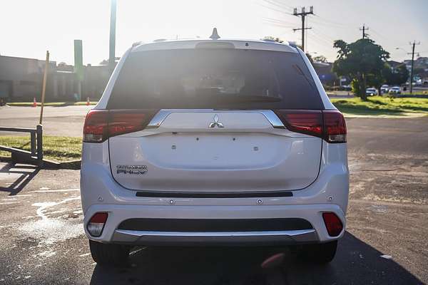2017 Mitsubishi Outlander PHEV LS ZK