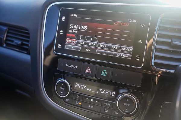 2017 Mitsubishi Outlander PHEV LS ZK