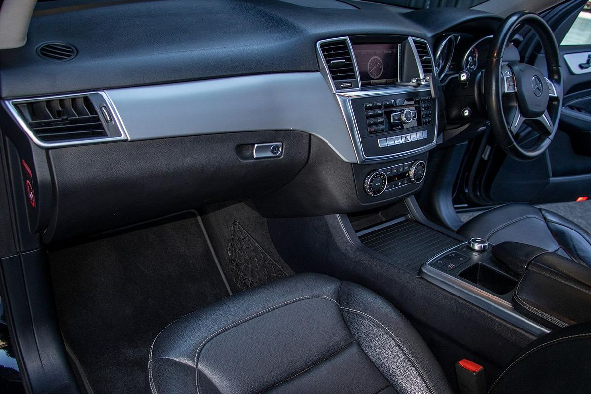 2012 Mercedes-Benz M-Class ML250 BlueTEC W166