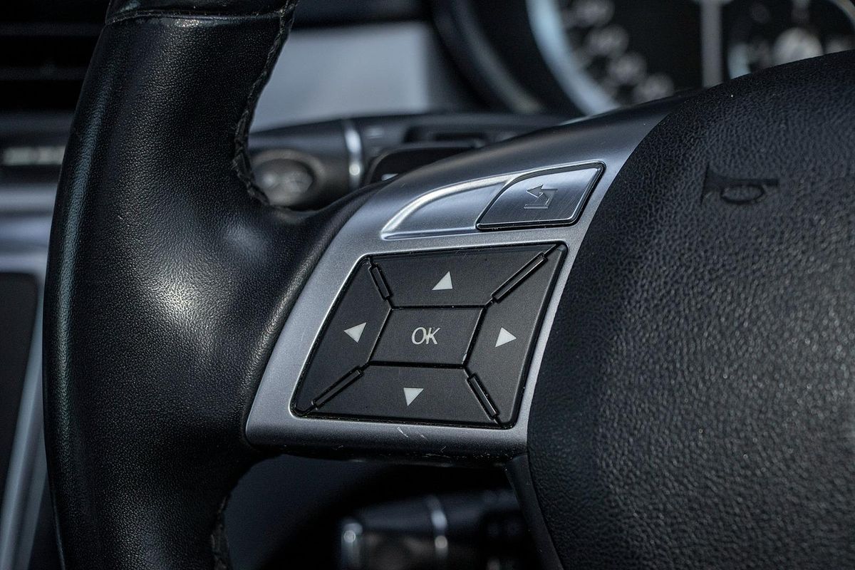 2012 Mercedes-Benz M-Class ML250 BlueTEC W166