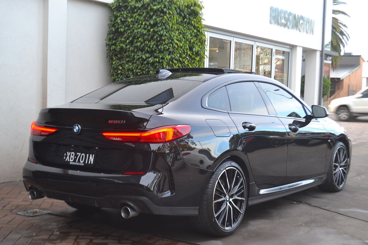 2021 BMW 2 Series 220i M Sport F44
