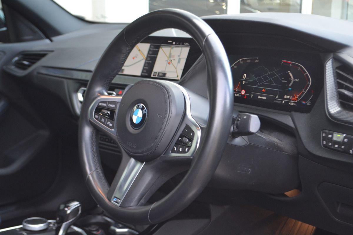 2021 BMW 2 Series 220i M Sport F44